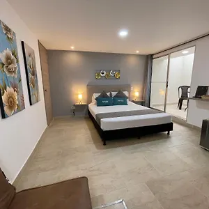 https://12-nights-hotel.colombiamedellinhotels.com
